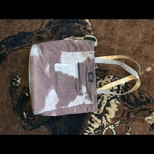 Reversible Gigi Hill Tote